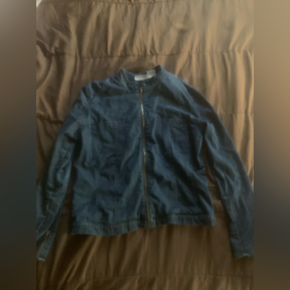 Blue jean jacket, size: large